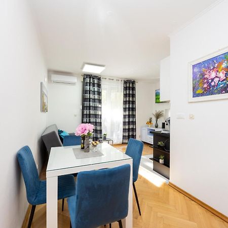 Apartment Paolo By The Beach Znjan Сплит Екстериор снимка