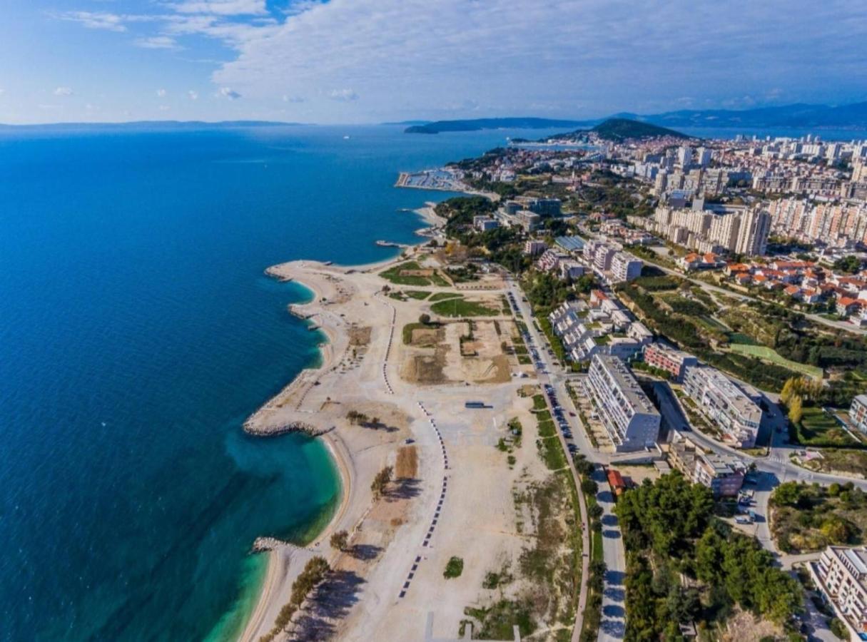 Apartment Paolo By The Beach Znjan Сплит Екстериор снимка