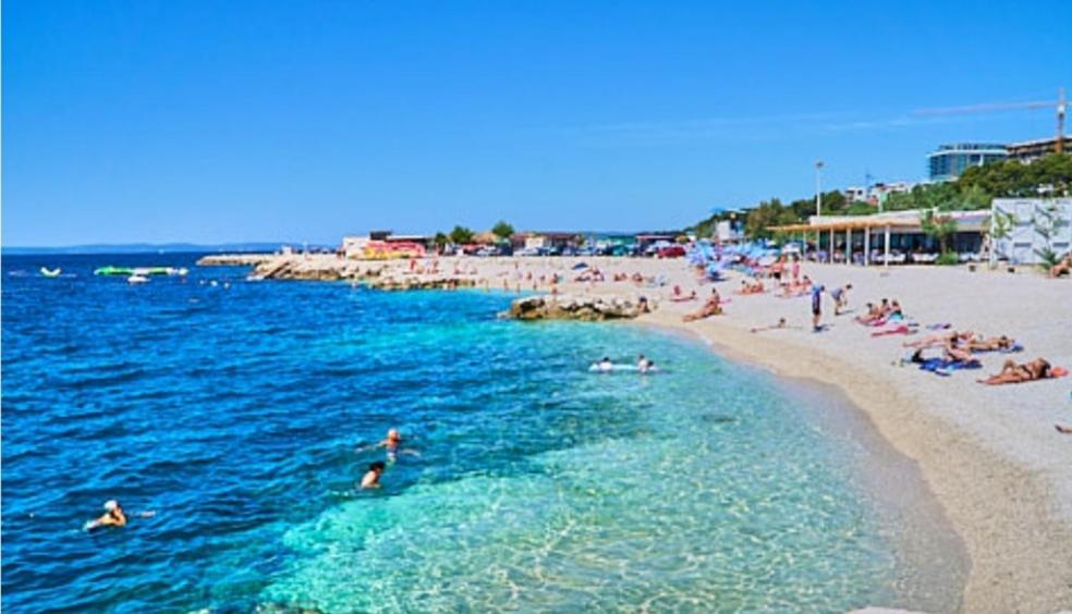 Apartment Paolo By The Beach Znjan Сплит Екстериор снимка