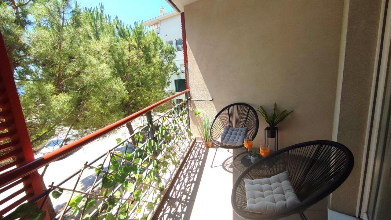 Apartment Paolo By The Beach Znjan Сплит Екстериор снимка