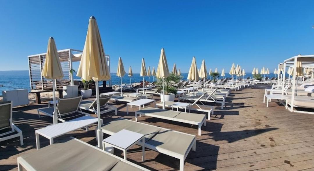 Apartment Paolo By The Beach Znjan Сплит Екстериор снимка