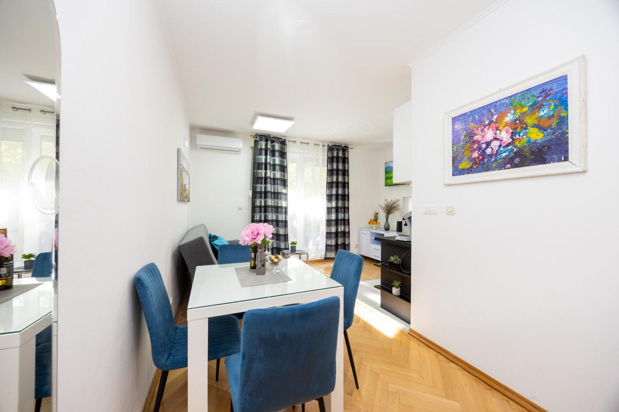 Apartment Paolo By The Beach Znjan Сплит Екстериор снимка