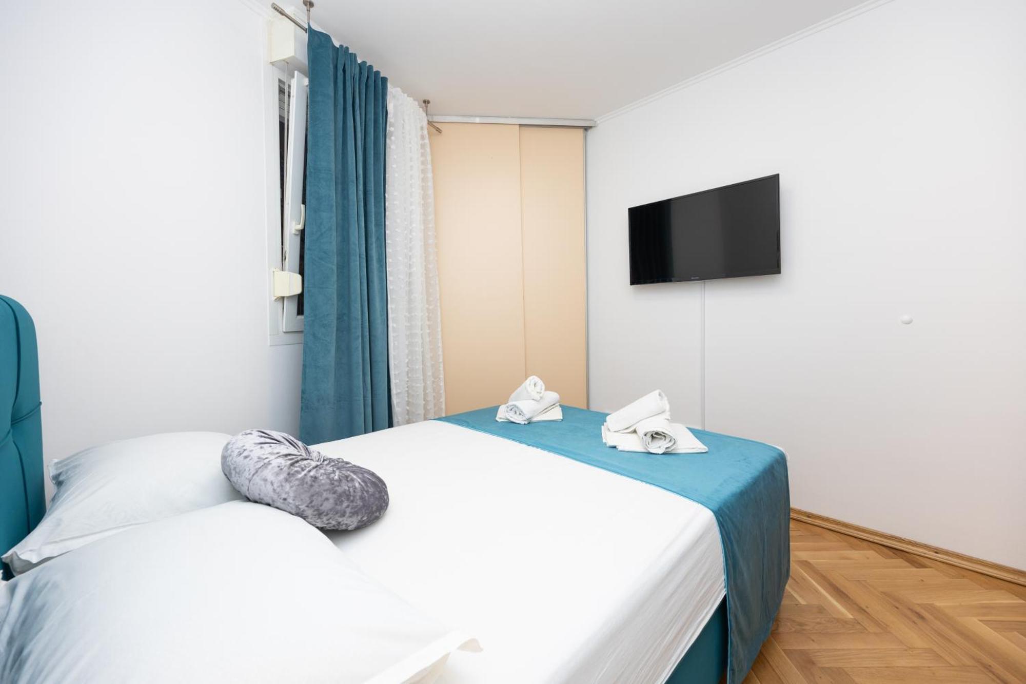 Apartment Paolo By The Beach Znjan Сплит Екстериор снимка