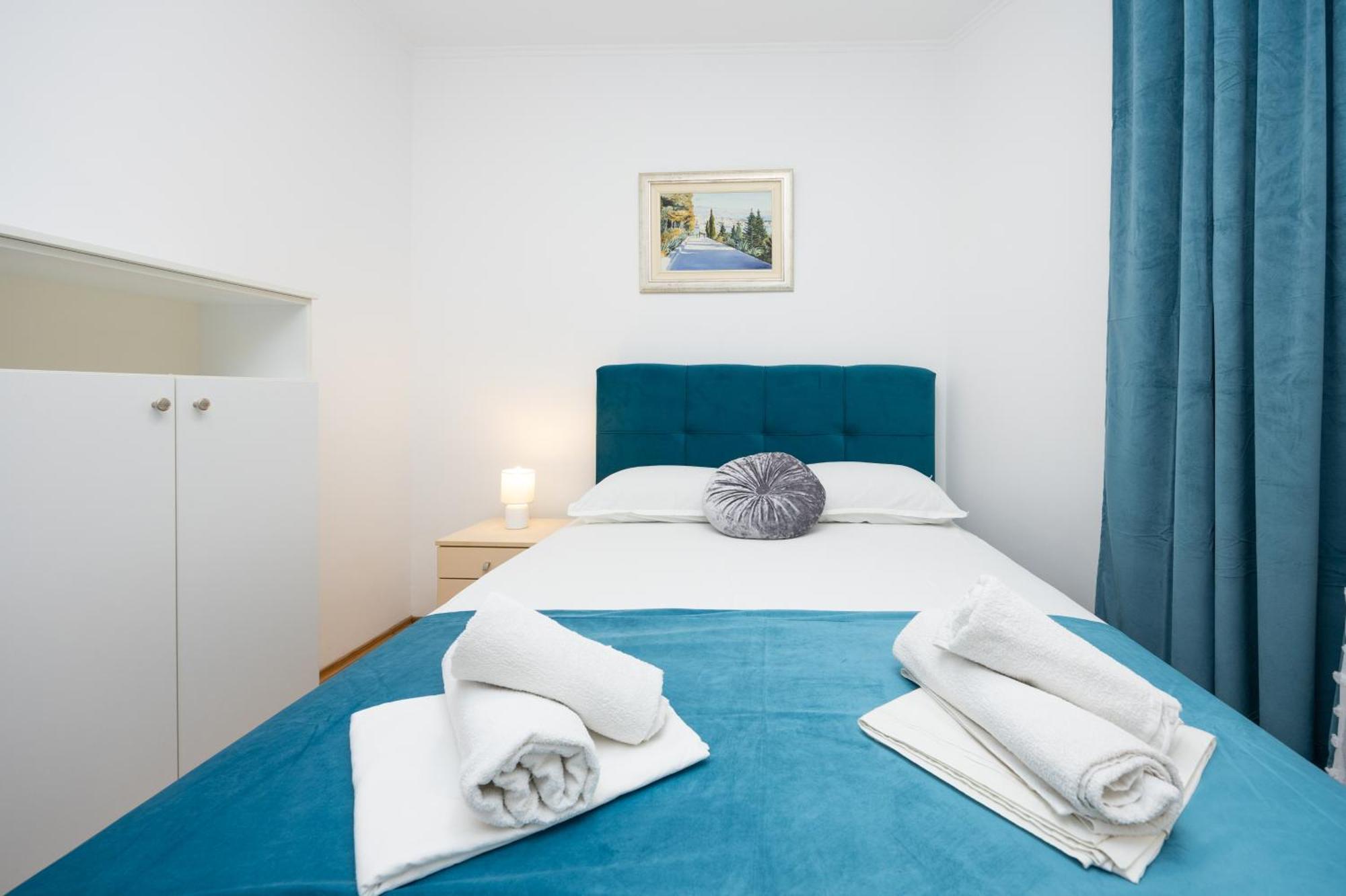 Apartment Paolo By The Beach Znjan Сплит Екстериор снимка